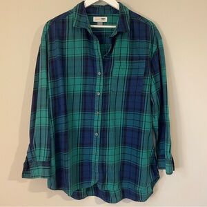 Old Navy Boyfriend Fit Oversized Blue and Green Plaid Button Down Shirt